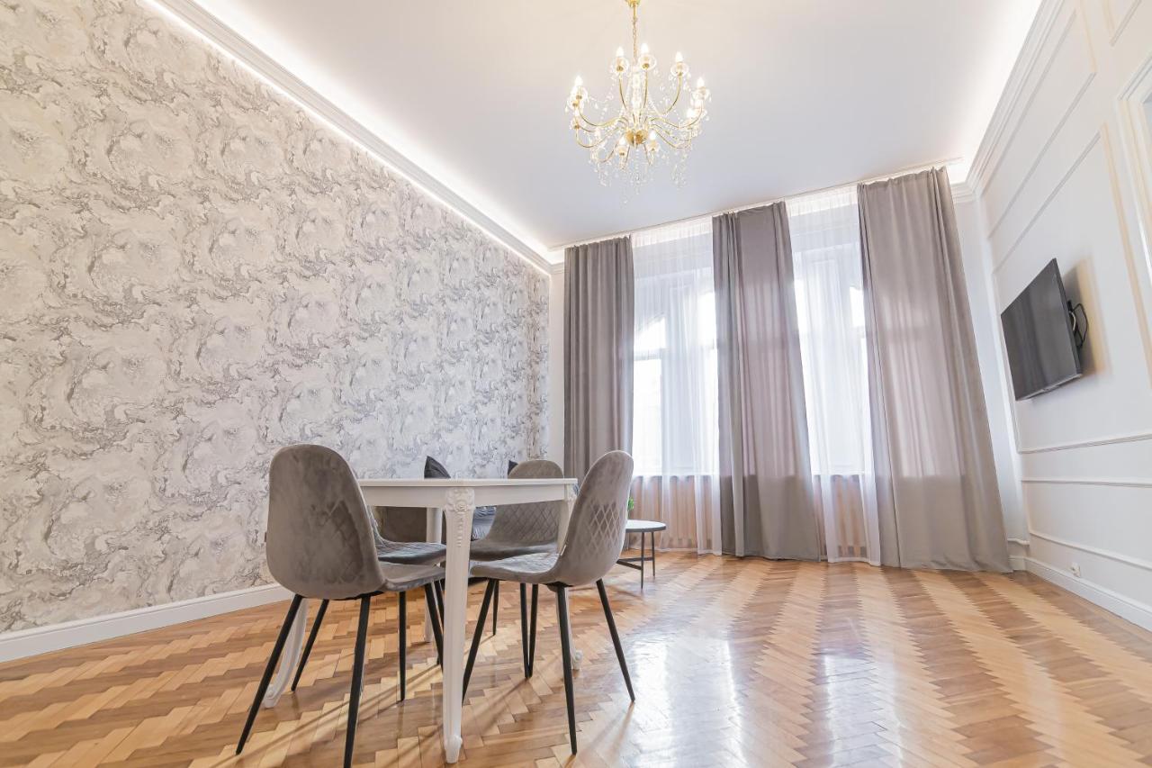 Royal Apartments Krasków Εξωτερικό φωτογραφία