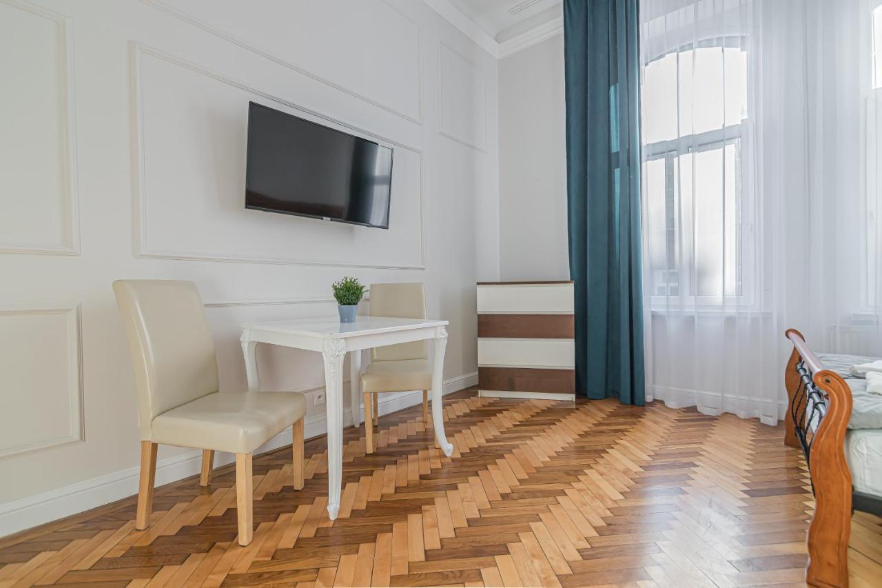 Royal Apartments Krasków Εξωτερικό φωτογραφία