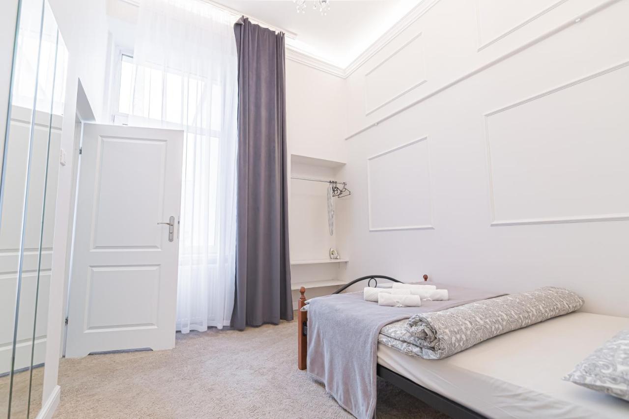 Royal Apartments Krasków Εξωτερικό φωτογραφία