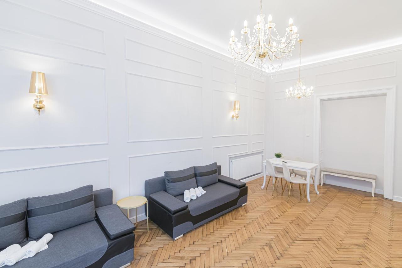 Royal Apartments Krasków Εξωτερικό φωτογραφία