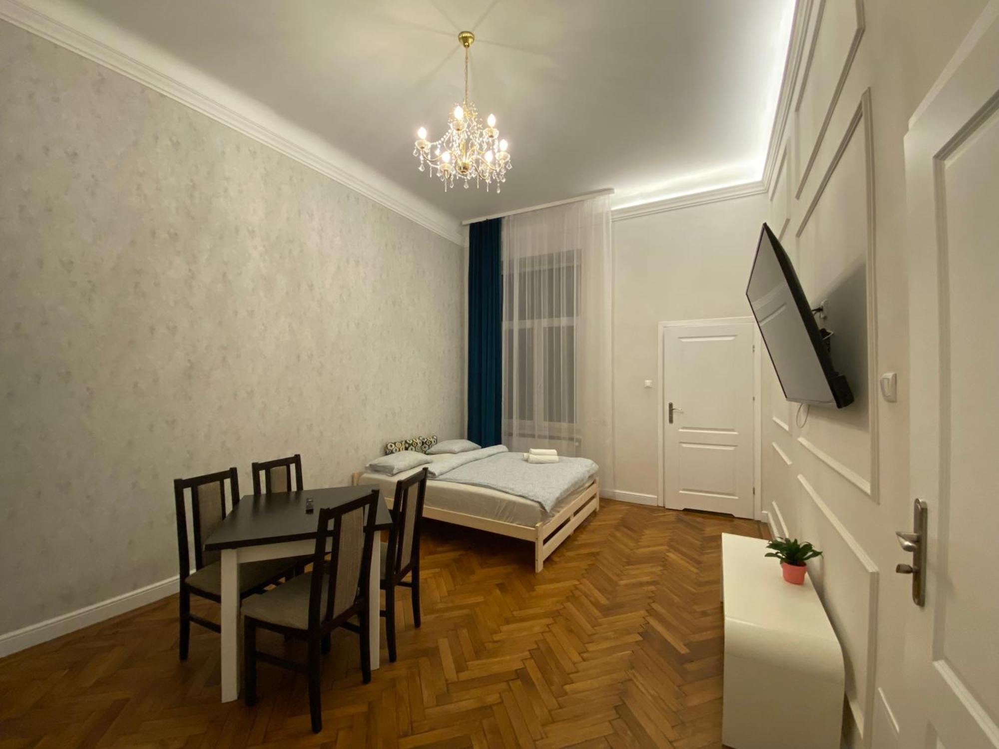 Royal Apartments Krasków Εξωτερικό φωτογραφία